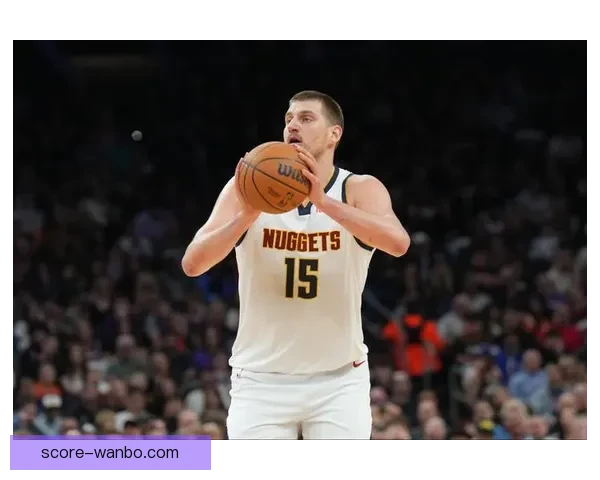 哈登23分17篮板17助攻追平队史52年纪录 约基奇创NBA首例纪录